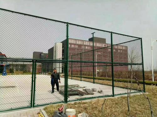 球场护栏