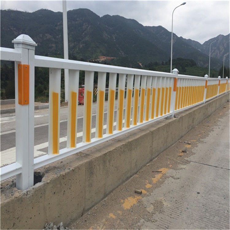 市政护栏厂家